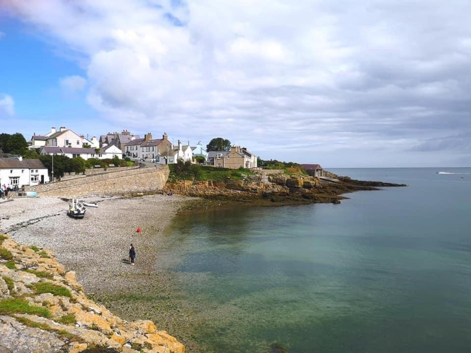 “Ty Hir Caravan” Moelfre Bagian luar foto